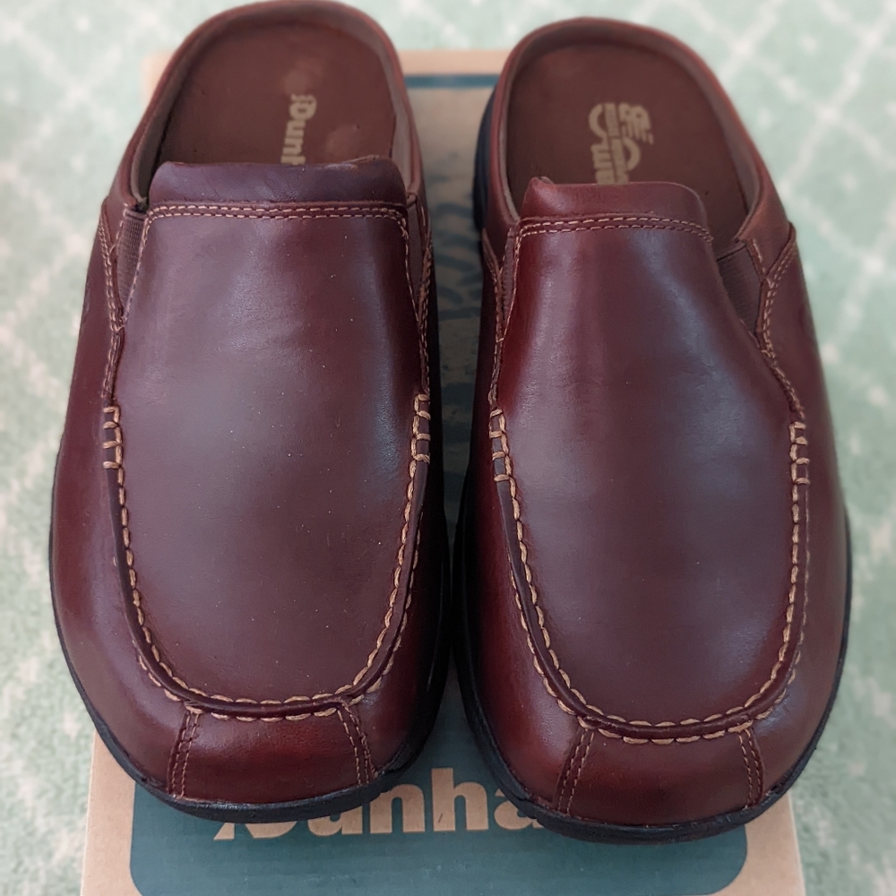 Dunham parkland brown leather slides size 9 6E